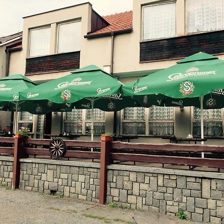 Penzion a restaurace U jezírka Hrimezdice Exterior foto